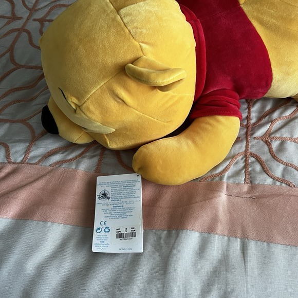 Disney Sleeping Winnie The Pooh Cuddleez Offical Disney Licensed XL NwT - Picture 7 of 11